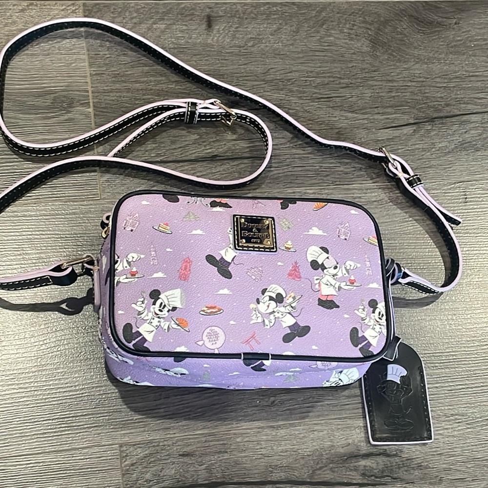 Disney Dooney & Bourke Epcot International Food & Wine Festival Theme Bag